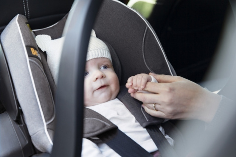 iZi Go Modular X1 i-Size BeSafe fotelik samochodowy 0-13 kg 0-1 roku - peak mesh