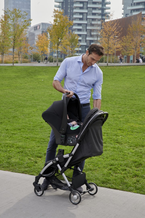 GOODY PLUS Chicco wózek spacerowy do 22kg składany jedną ręką 6,9kg - COOL GREY