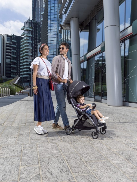 GOODY PLUS Chicco wózek spacerowy do 22kg składany jedną ręką 6,9kg - GRAPHITE