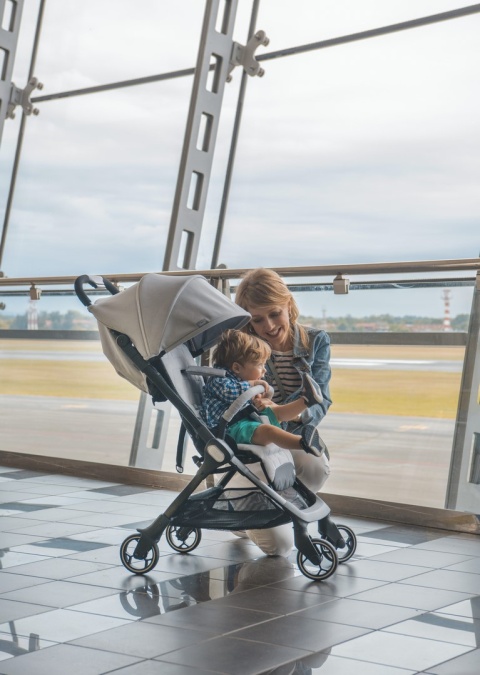 WE Chicco wózek spacerowy do 22kg składany jedną ręką 5,5kg - COOL GREY