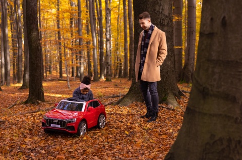 AUDI Q8 RS Pojazd na akumulator TOYZ - Red