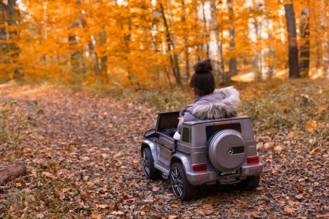 Mercedes AMG G63 Silver Pojazd akumulatorowiec - TOYZ by Caretero