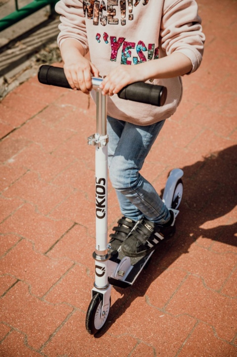 FLO QKids Hulajnoga dwukołowa do 50 kg - różowa