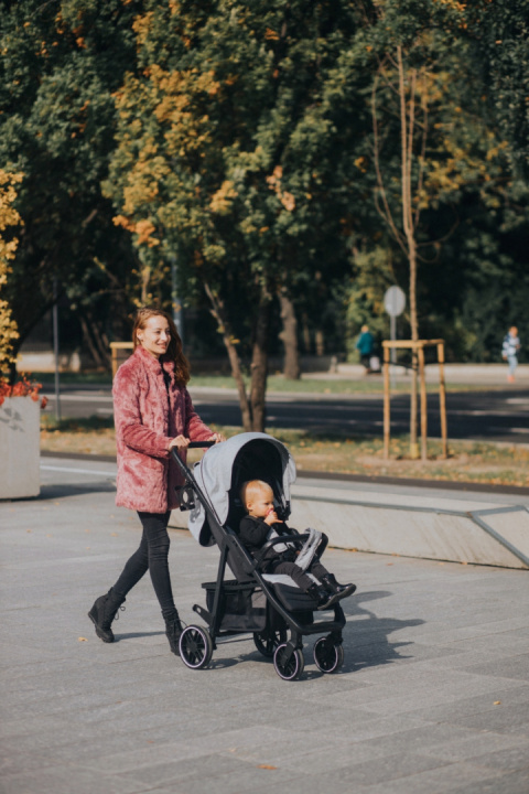 MOODY XXI 4Baby wózek spacerowy do 22 kg - Black