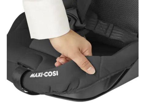 NOMAD Maxi-Cosi 9-18 kg od ok. 9m+ do 4 roku, składany fotelik samochodowy Authentic Black