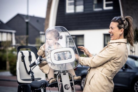 Fotelik row. Bobike GO na bagażnik Vanilla Cup Cak