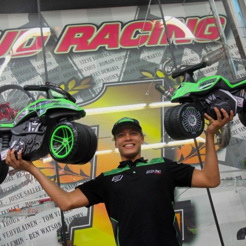 FALK Jeździk Racing Zielony Szerokie Koła od 2 Lat