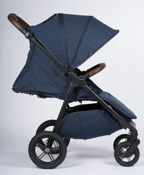 M4x MAST Swiss Design wózek spacerowy do 22 kg, waży tylko 9,5 kg - Blueberry