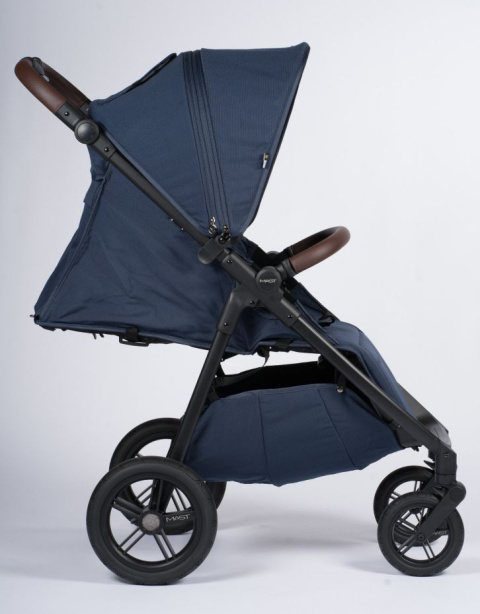 M4x MAST Swiss Design wózek spacerowy do 22 kg, waży tylko 9,5 kg - Blueberry