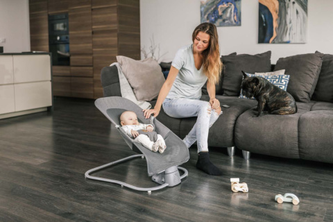 Moyo Air Zopa elektryczny leżaczek bujaczek dla dzieci od urodzenia do 9 kg - Air Mesh Beige