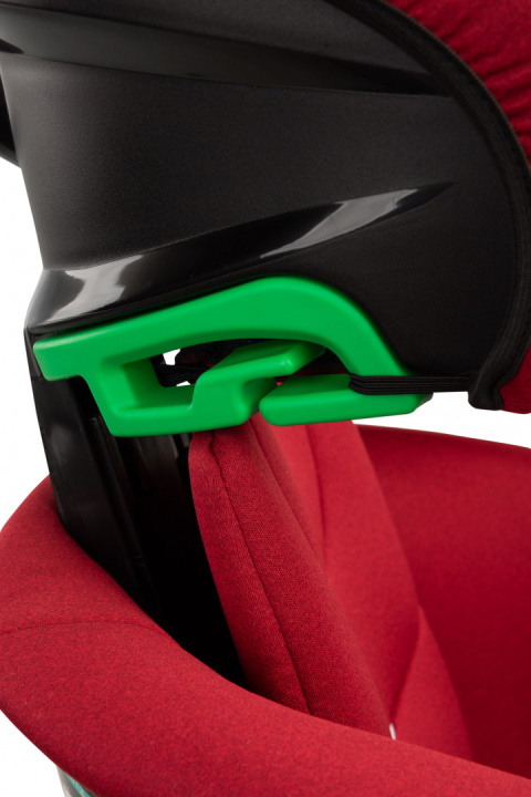 NIMBUS RED i-Size Caretero fotelik samochodowy dla starszaków 15-36kg rośnie z dzieckiem