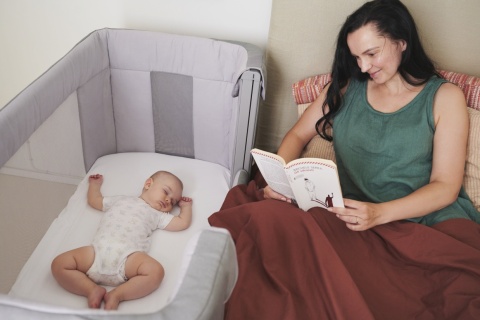 NEXT 2 ME FOREVER OUTLET Chicco Łóżeczko dostawne 0m+ Next2Me COOL GREY