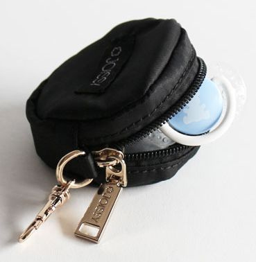 NIA JOISSY Opakowanie na smoczek - Black/Gold