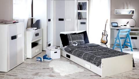 Klupś Łóżko Irene Classic 200 90 z szufladą