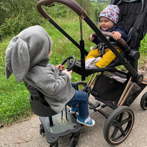 COZY 4 RIDER Dostawka z siedziskiem mocowana do wózka, max 25 kg + poduszka / wkładka Tęcza