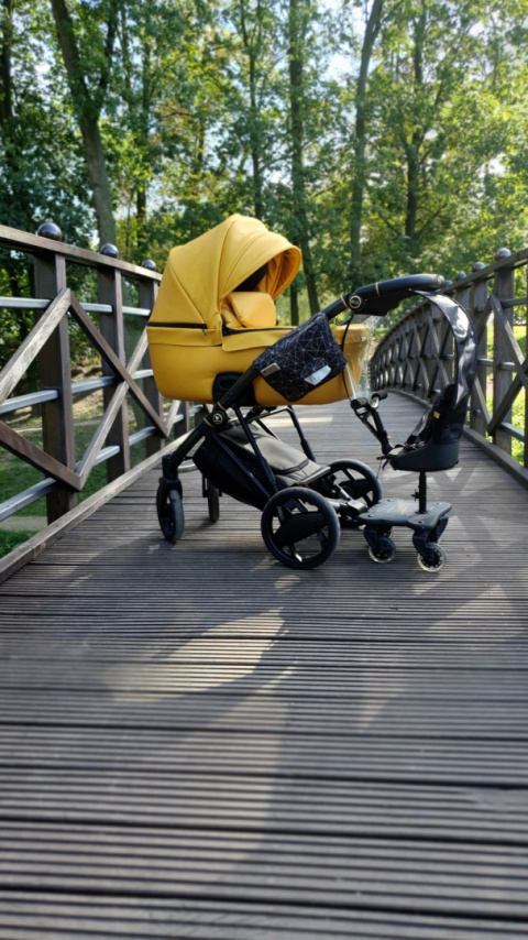 COZY 4S RIDER Dostawka z siedziskiem mocowana do wózka, max 25 kg + poduszka / wkładka Tęcza