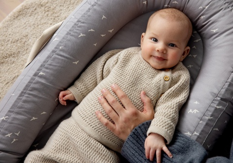 Gniazdko niemowlęce Voksi - ciepły beż