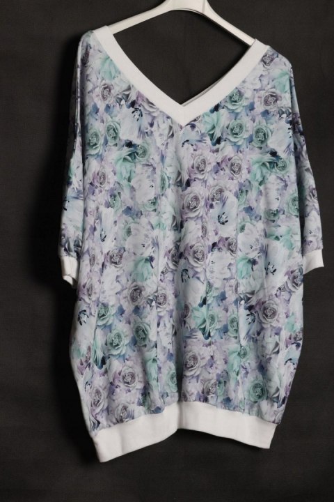 ITALY oversize BLUZKA tunika KWIATY 44/46/48/50/52