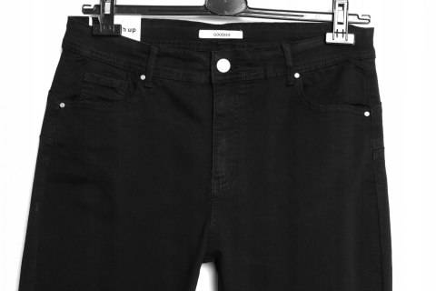 JEANSY spodnie ZGRABNE czarne PUSH UP r 46/48