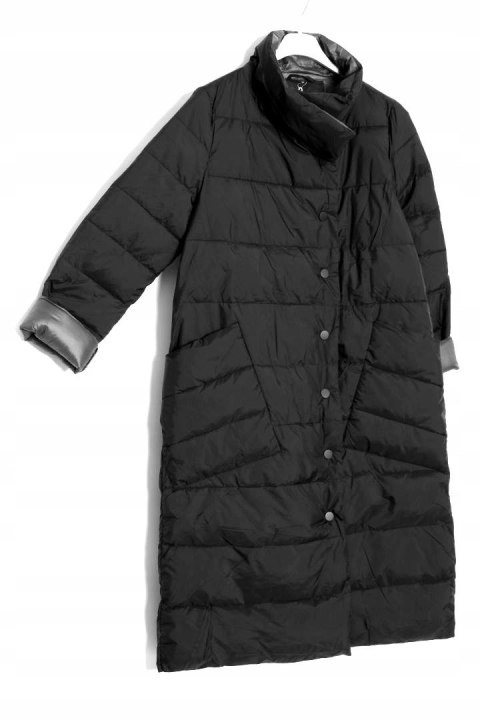 PŁASZCZ czerń OCIEPLANY lekki 40/42