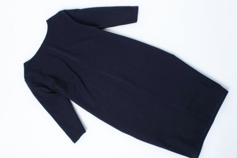 SUKIENKA zgrabny fason GRANATOWA r 40/42