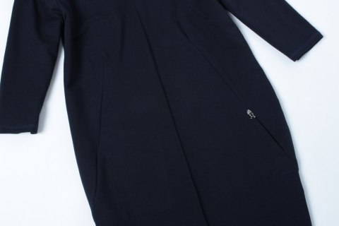 SUKIENKA zgrabny fason GRANATOWA r 40/42
