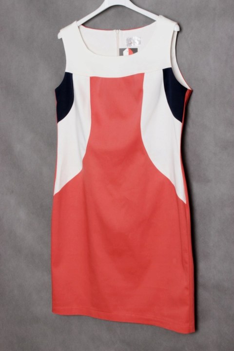 SUKIENKA zgrabny fason KORAL ECRU r 44/46