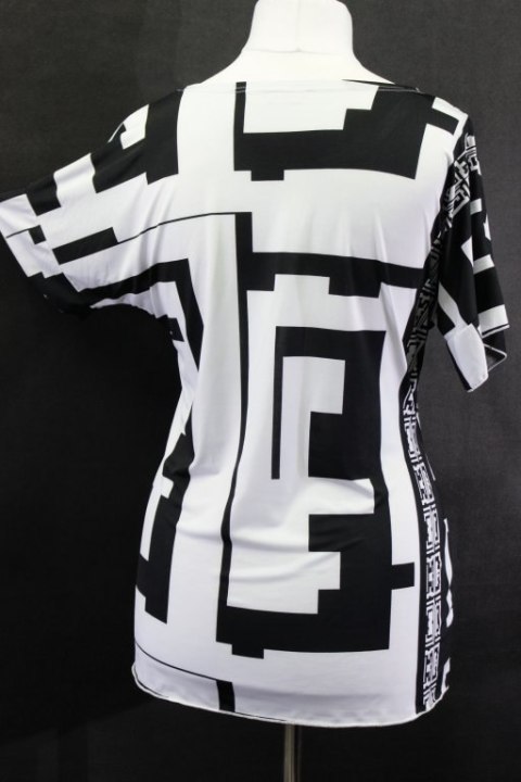 Bluzka SUPER FASON KIMONKO MODNY WZÓR 46/48 PaniXL