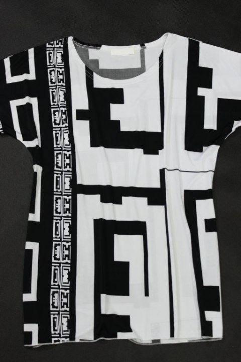 Bluzka SUPER FASON KIMONKO MODNY WZÓR 46/48 PaniXL