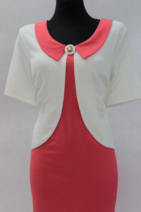 SUKIENKA BARDZO ZGRABNY FASON KORAL ECRU r 46/48