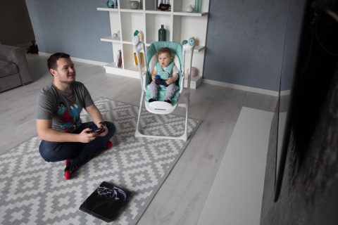 Triumph Carrello krzesełko do karmienia, elektryczny bujaczek, kołyska - Cloud Grey