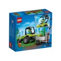 Lego city traktor w parku