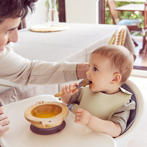 Drewniana miseczka z przyssawką i łyżeczką w zestawie do karmienia metodą BLW ECO-friendly - Ptaszek