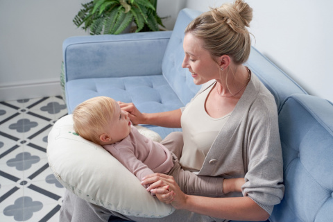 Miniland Ergonomiczna poduszka do karmienia ECO-friendly - Królik