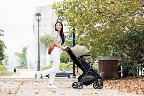 MYAVO Graco lekki wózek spacerowy do 22 kg / waga 5,8 kg - Clover