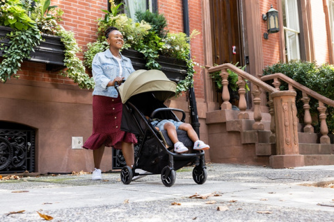 MYAVO Graco lekki wózek spacerowy do 22 kg / waga 5,8 kg - Clover