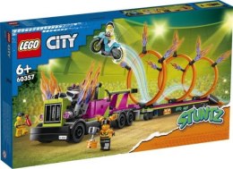 LEGO 60357 CITY Wyzwanie kaskaderskie - ciężarówka i ogniste obręcze p3