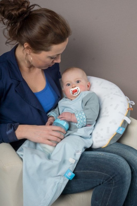 SNOOZEBABY Poduszka do karmienia z torbą