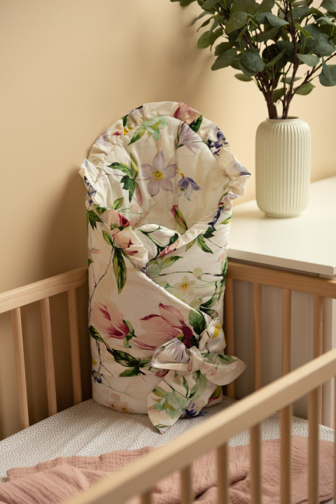 Dwustronny rożek z falbanką Becik Niemowlęcy Sensillo 75x75 - MAGNOLIA