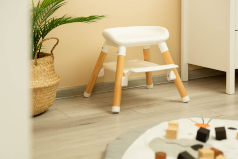 BRAVO krzesełko do karmienia Caretero - Mint