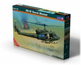Model helikoptera do sklejania UH-1 N Secret Mission 1:72 D-55