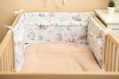 Ochraniacz do łóżeczka z falbanką Sensillo - SPACER