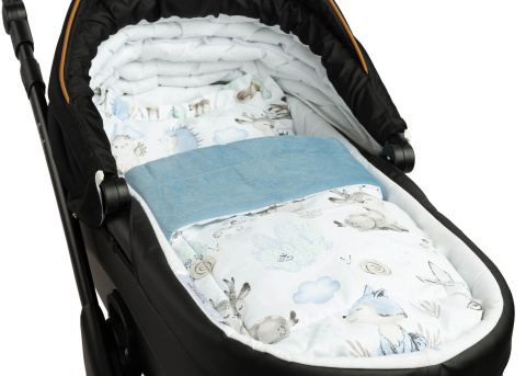 Sensillo Komplet do wózka Velvet z falbanką poduszka + kocyk - SPACER NIEBIESKI