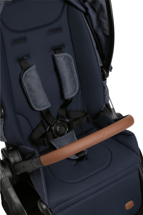 MYSA Chicco wózek spacerowy od 0 do 22kg składany jedną ręką 9kg - ROYAL BLUE