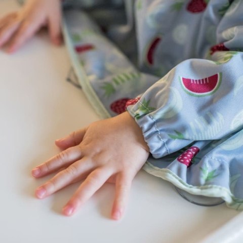 Tidy Tot - 2 śliniaki fartuszkowe z przyssawkami Cover & Catch Bib Stars & Fruits