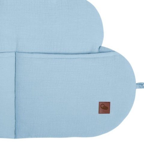 Hi Little One ochraniacze panelowe do łóżeczka z organizerem z oddychającej BIO bawełny CLOUD Baby Blue