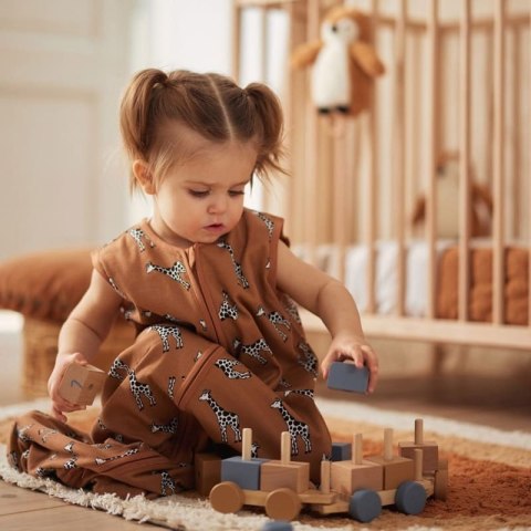 Jollein śpiworek niemowlęcy do spania 0,5 TOG GIRAFFE Caramel 90 cm