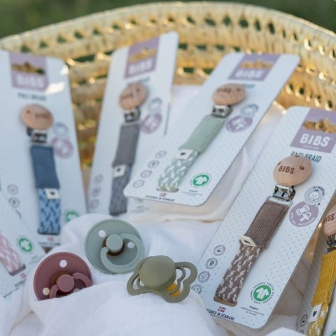BIBS PACIFIER BRAID SAGE & IVORY zawieszka do smoczków 100% organic cotton