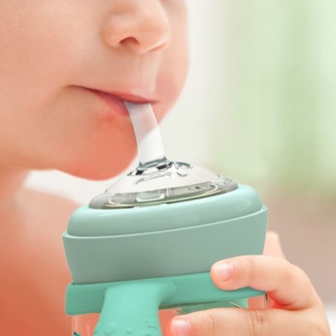 Marcus & Marcus kubek/butelka treningowa z ustnikiem i słomką 3D 2w1 180 ml Mint Ollie