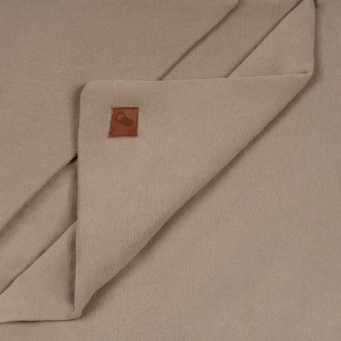 Hi Little One kocyk/otulacz z kapturem do fotelika samochodowego ALPACA BOHO Cafe Latte/Blush Pom Pom